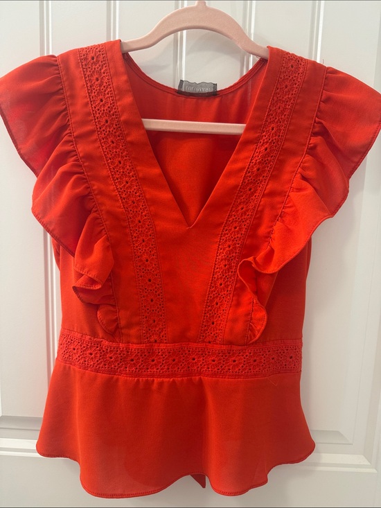 Lulumari Tops - 🔴 Lulumari Red Ruffle Tie-Back Blouse
